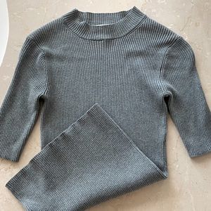 H&M Basics Gray Mockneck Sweater Top sz XS